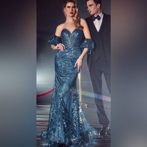 LaDivine Dress with Removable Puff Sleeve